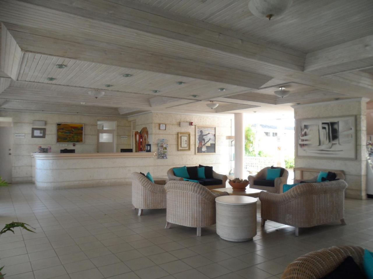 Hotel Pommarine Bridgetown Exteriör bild